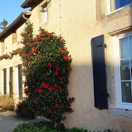 Bed & Breakfast Chambres D'hotes La Gondromiere 2*