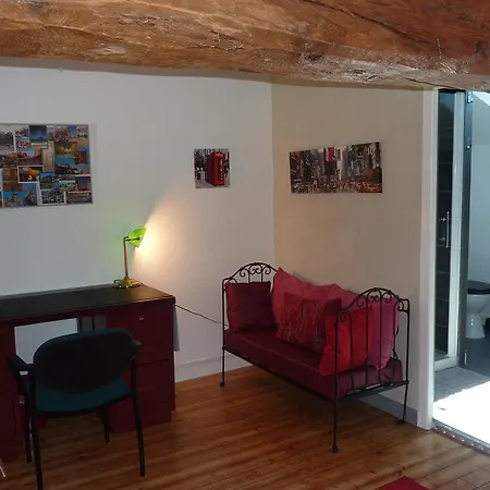 Chambres D'hotes La Gondromiere Bed & Breakfast