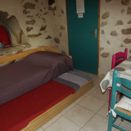 Couette-café La Gondromière 2*